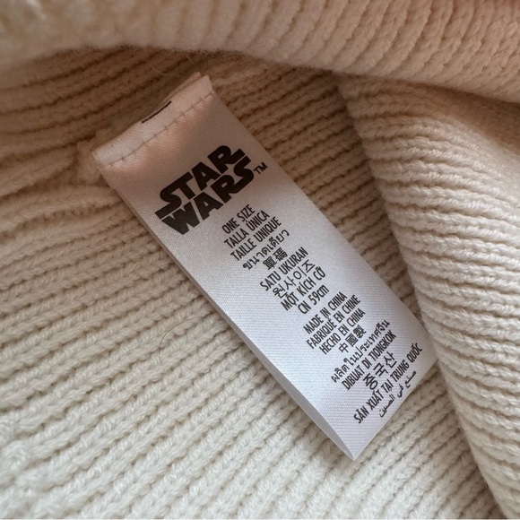 Star Wars Adult Cream Beanie - Picture 4 of 4